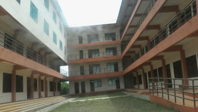 Two new community days schools remain unused and deteriorate despite congestion elsewhere